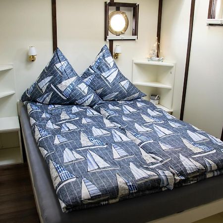 Island-Dreams Hausboot Cecilie Apartment Schleswig Bagian luar foto